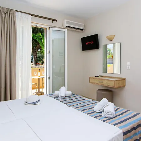 Aparthotel Theo Star