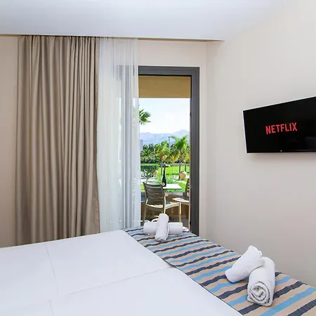 Aparthotel Theo Star