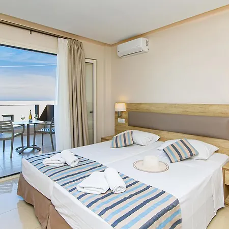 Theo Star Apartmanhotel