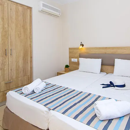 Apartmanhotel Theo Star 3*