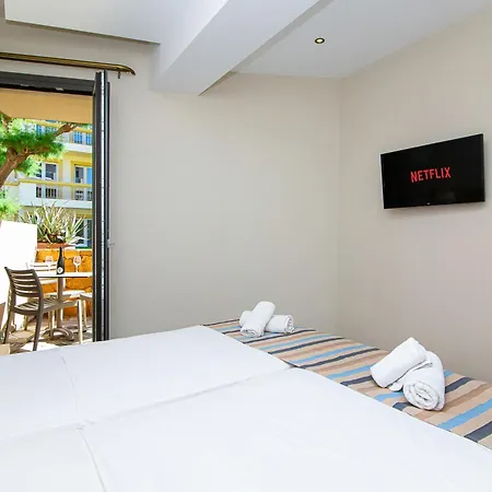 Apartmanhotel Theo Star Mália